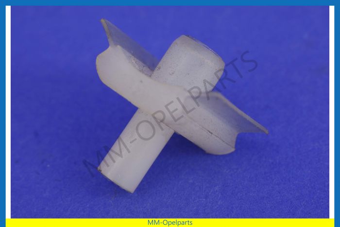 Clip strip upper rear Rekord P2 1961-62